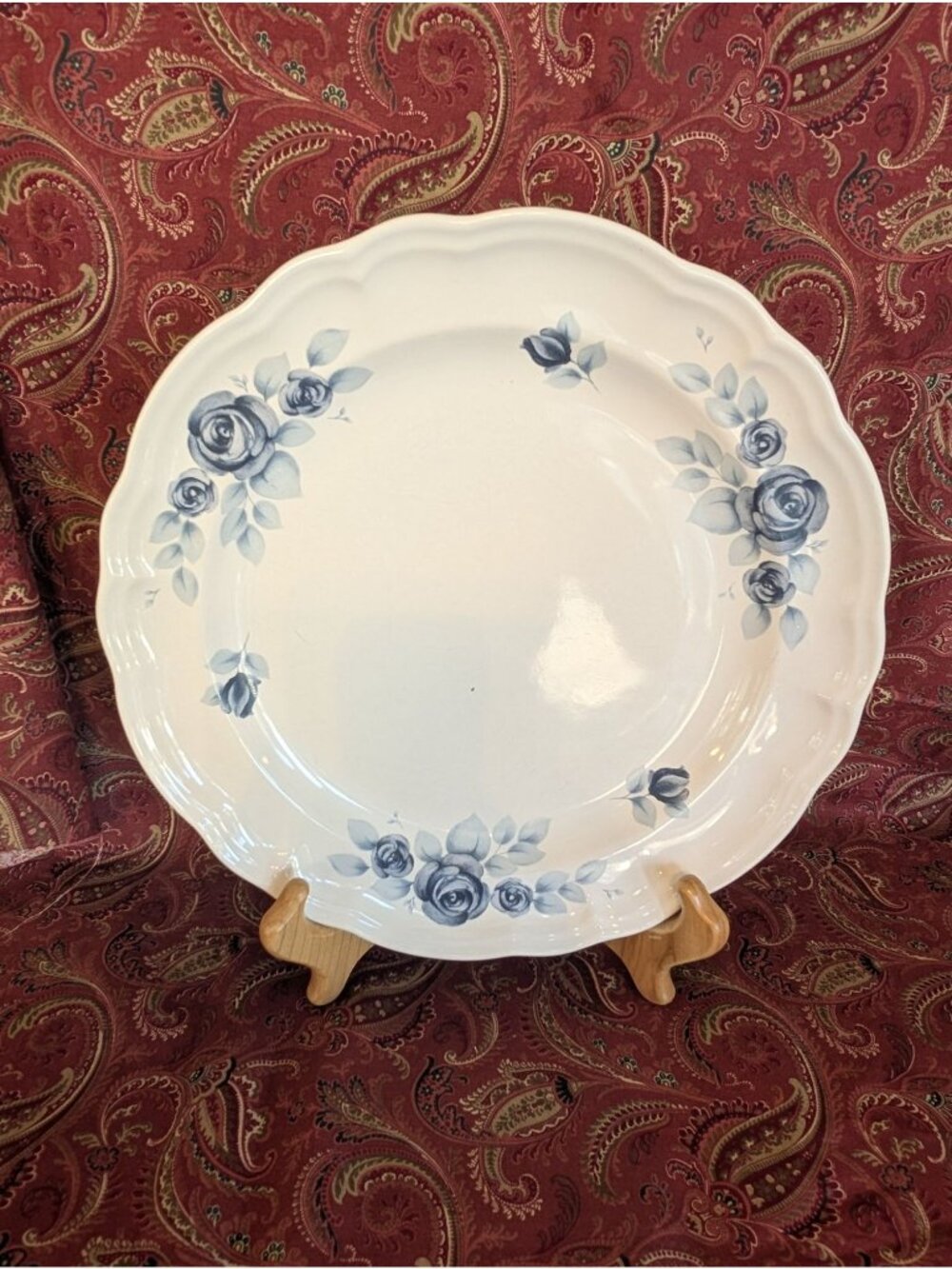 Set of 2 Vintage Pfaltzgraff Memories Dinner Plates 10" Cream Blue Roses 80s